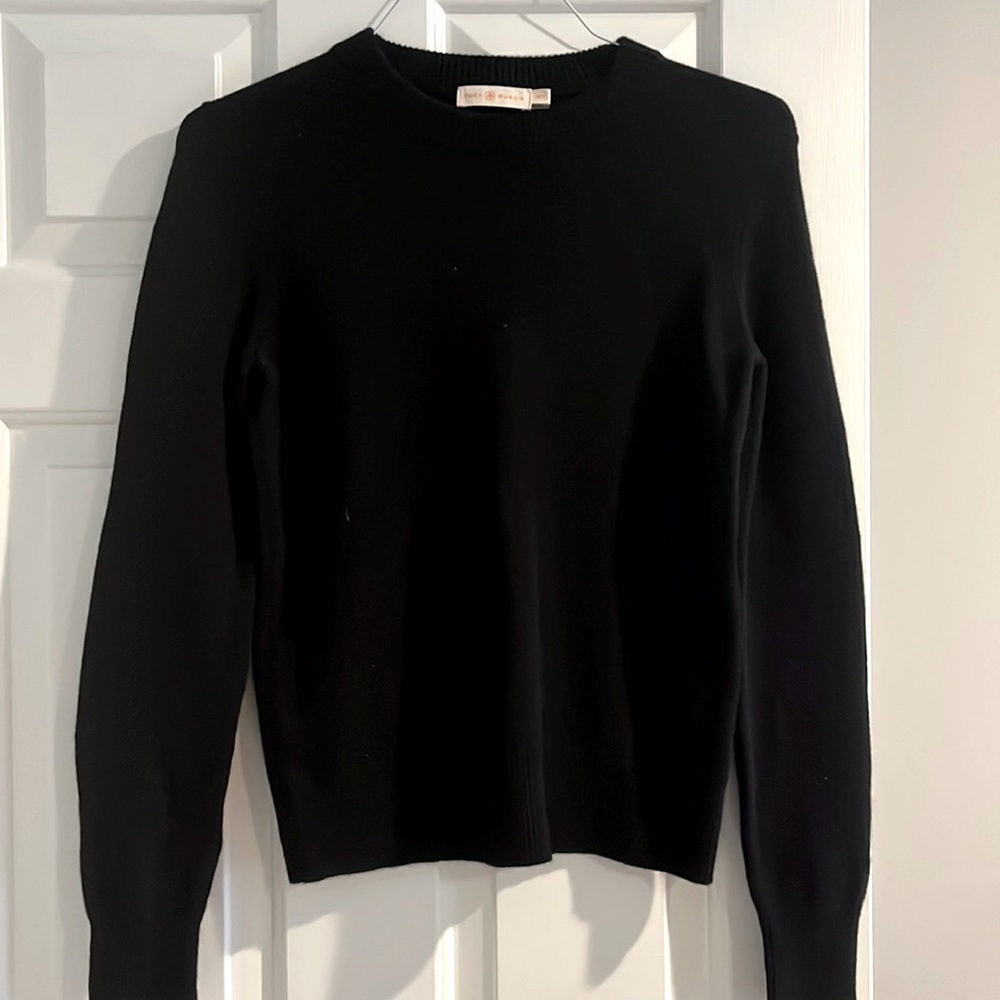 Tory Burch sweater, never worn, black, XS